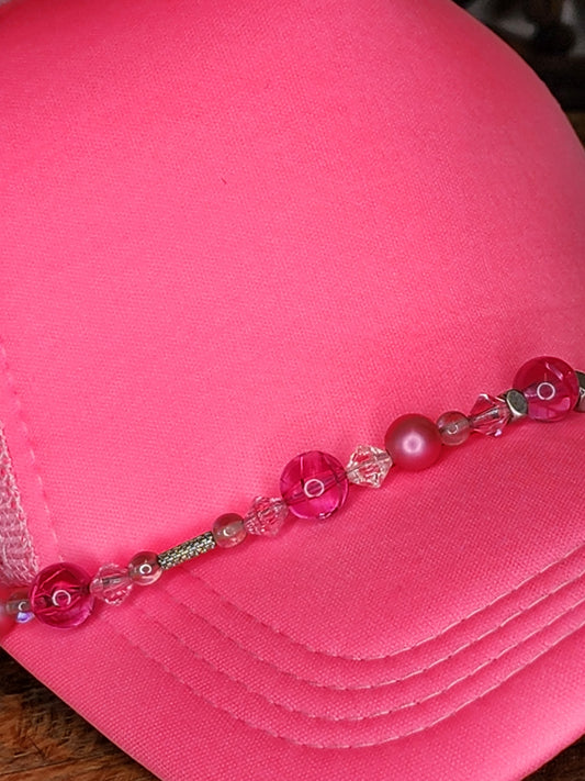 Trucker Hat with Hat Chain Pink