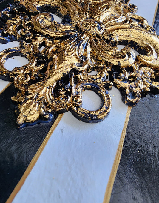 Blank Journal: Fleur de lis with stripes