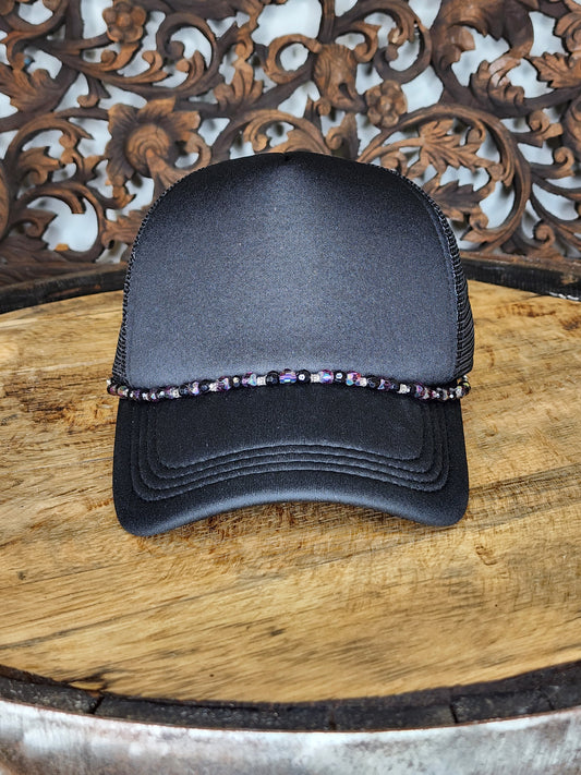 Trucker Hat with Hat Chain Black/Purple Sm
