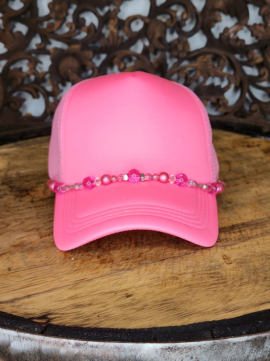 Trucker Hat with Hat Chain Pink